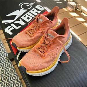 HOKA Clifton 8 Women’s Running Shoes size 7.5